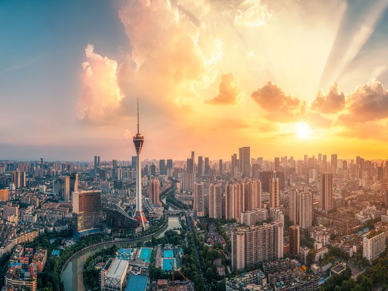 ��{�Ӥ�